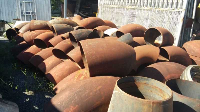 Temos diversos modelos e tamanhos de conex�es, flanges, curvas, tes e redu��es em a�o e/ou PVC.Valores apenas sob consulta.