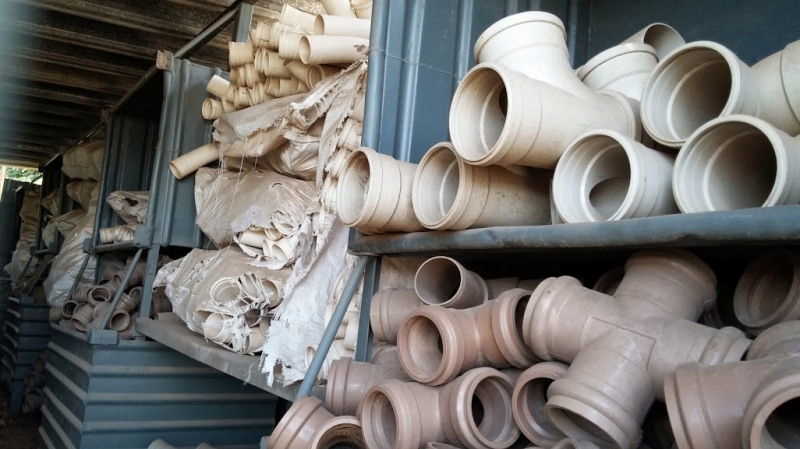 Temos diversos modelos e tamanhos de conex�es, flanges, curvas, tes e redu��es em a�o e/ou PVC.Valores apenas sob consulta.