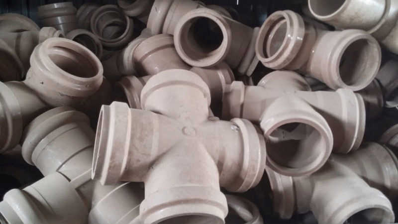 Temos diversos modelos e tamanhos de conex�es, flanges, curvas, tes e redu��es em a�o e/ou PVC.Valores apenas sob consulta.