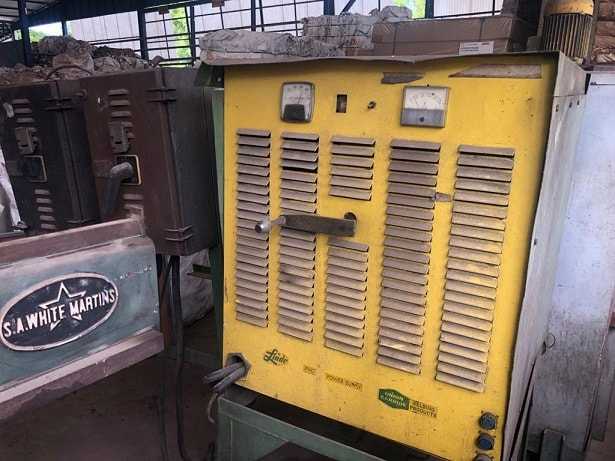 Maquina de oxicorte em fotocelero