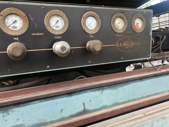 Maquina de oxicorte em fotocelero