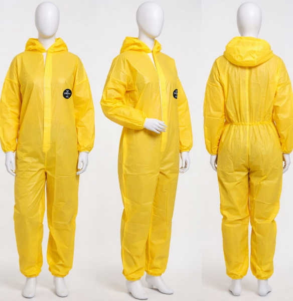 Macac�o de seguran�a em TNT de polipropileno com camada laminada de polietileno, capuz com el�stico, z�per frontal bidirecional, costuras seladas, el�sticos na cintura, punhos e tornozelos