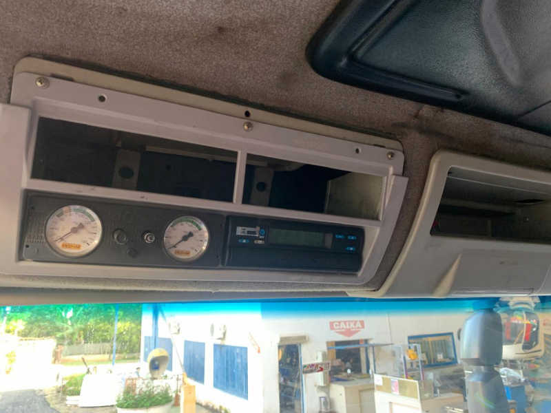caminhao iveco